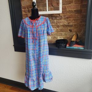 Vintage house gown/apron